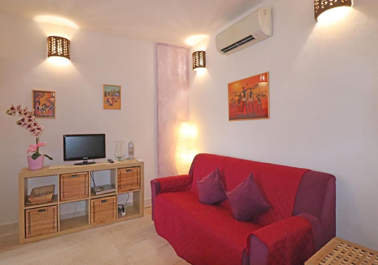 Murphy Holiday Home - Residenza Renna ลามัดดาเลนา ภายนอก รูปภาพ